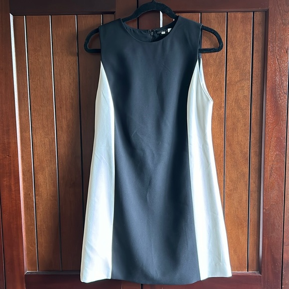 Alice+Olivia black and white mini dress size 6 - Picture 5 of 17